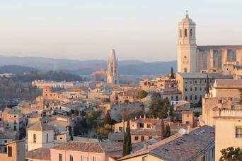 Girona: Game Of Thrones City Day Trip From Barcelona