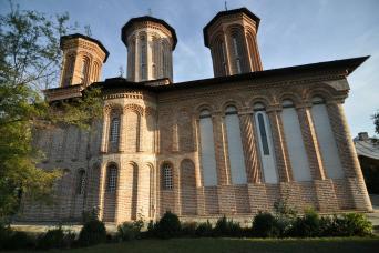 Explore Snagov Monastery & Mogosoaia Palace