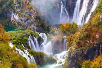 Split to Zagreb Group transfer with stop at Plitvice Lakes with entrance ticket included
