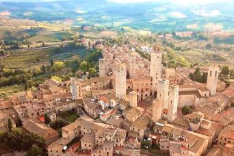 Siena, San Gimignano, Monteriggioni and Chianti Day Trip with Wine Tasting & Lunch